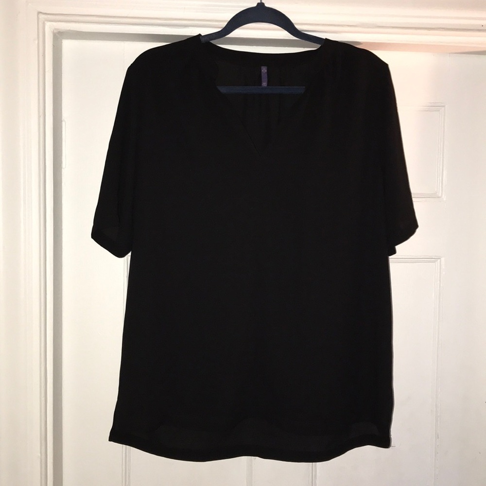 NYDJ black blouse